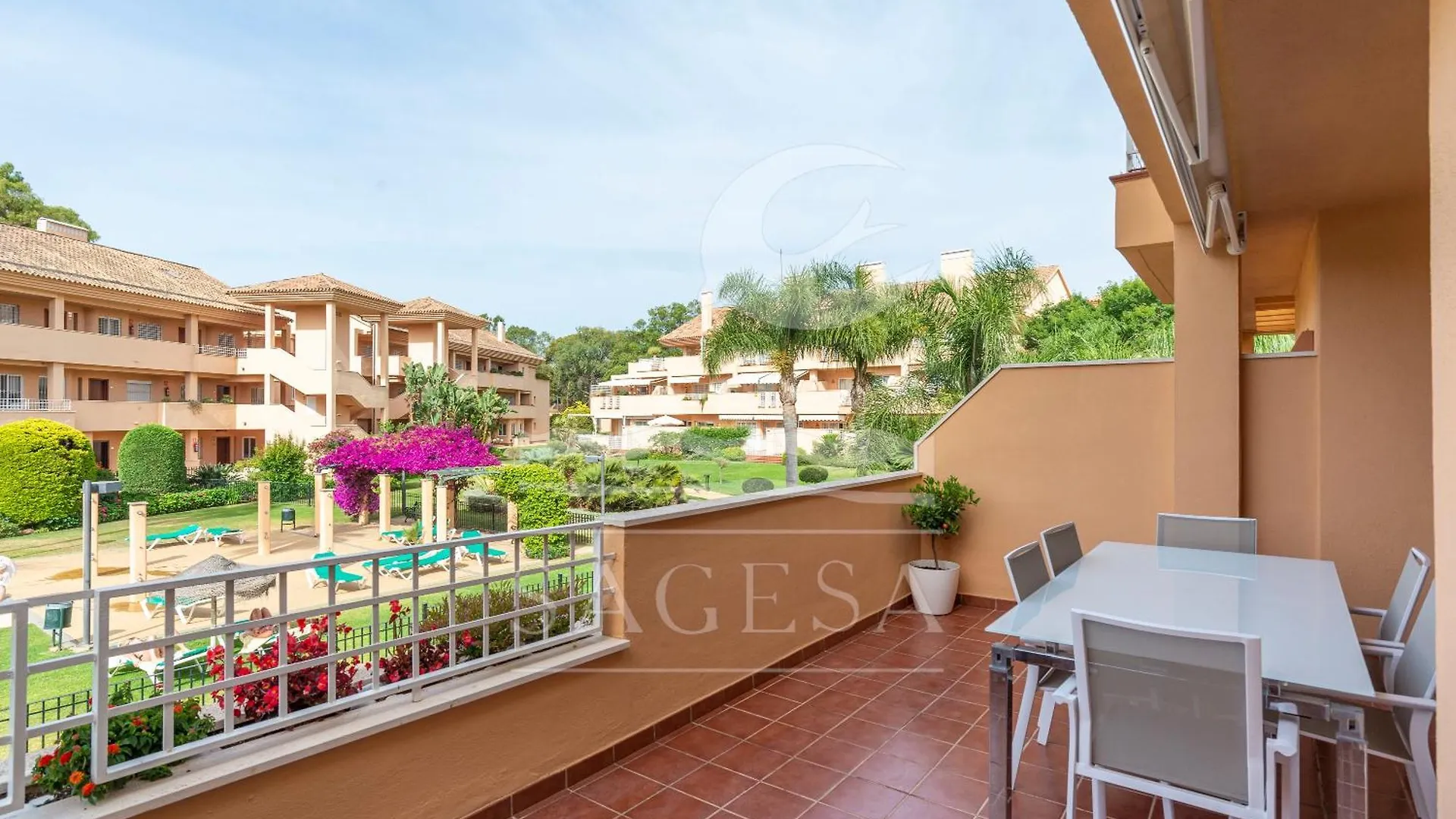 Jardines De Santa Maria Golf Apartment Marbella